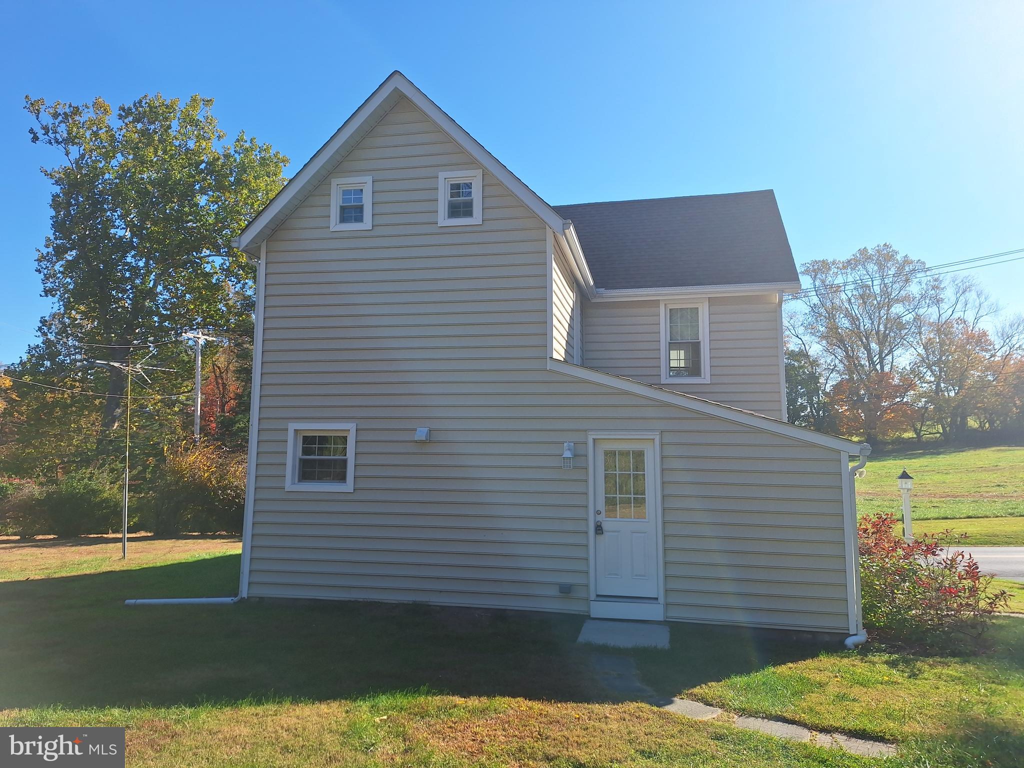 614 Chandler Mill Road Avondale, PA 19311 - Photo 2 of 22