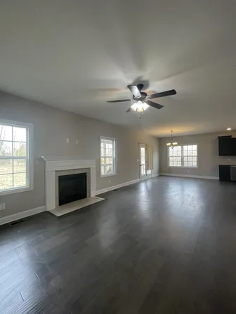 $2,250 | 1501 Trainer Road, Clarksville, TN 37042