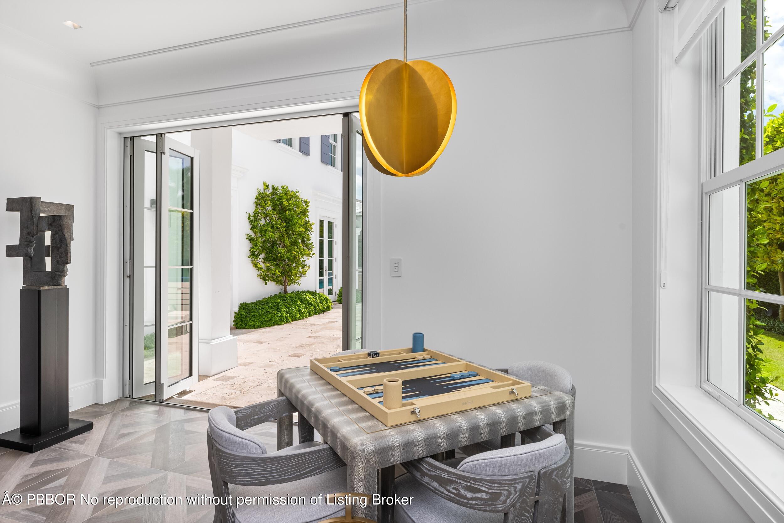 201 Banyan Road Palm Beach, FL 33480 - Photo 12 of 42 Family Room