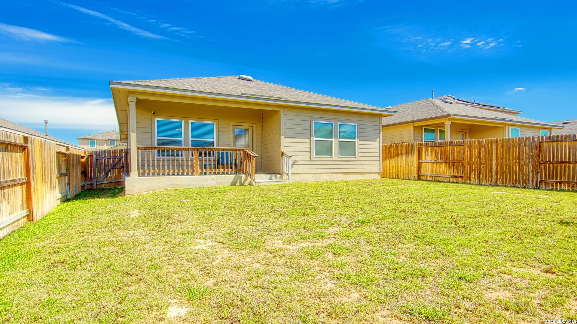 141 Bunkers Hill Road Floresville, TX 78114 - Photo 5 of 33