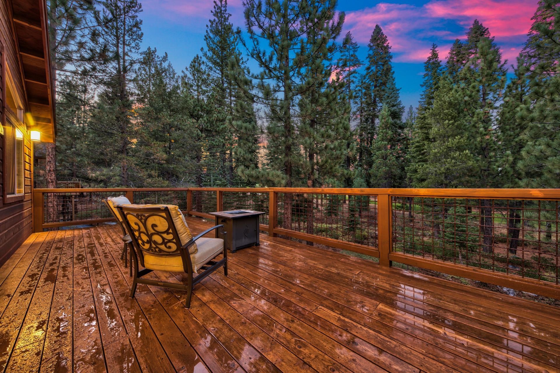14152 Ski View Loop Truckee, CA 96161 - Photo 23 of 28 a balcony with wooden floor and fence