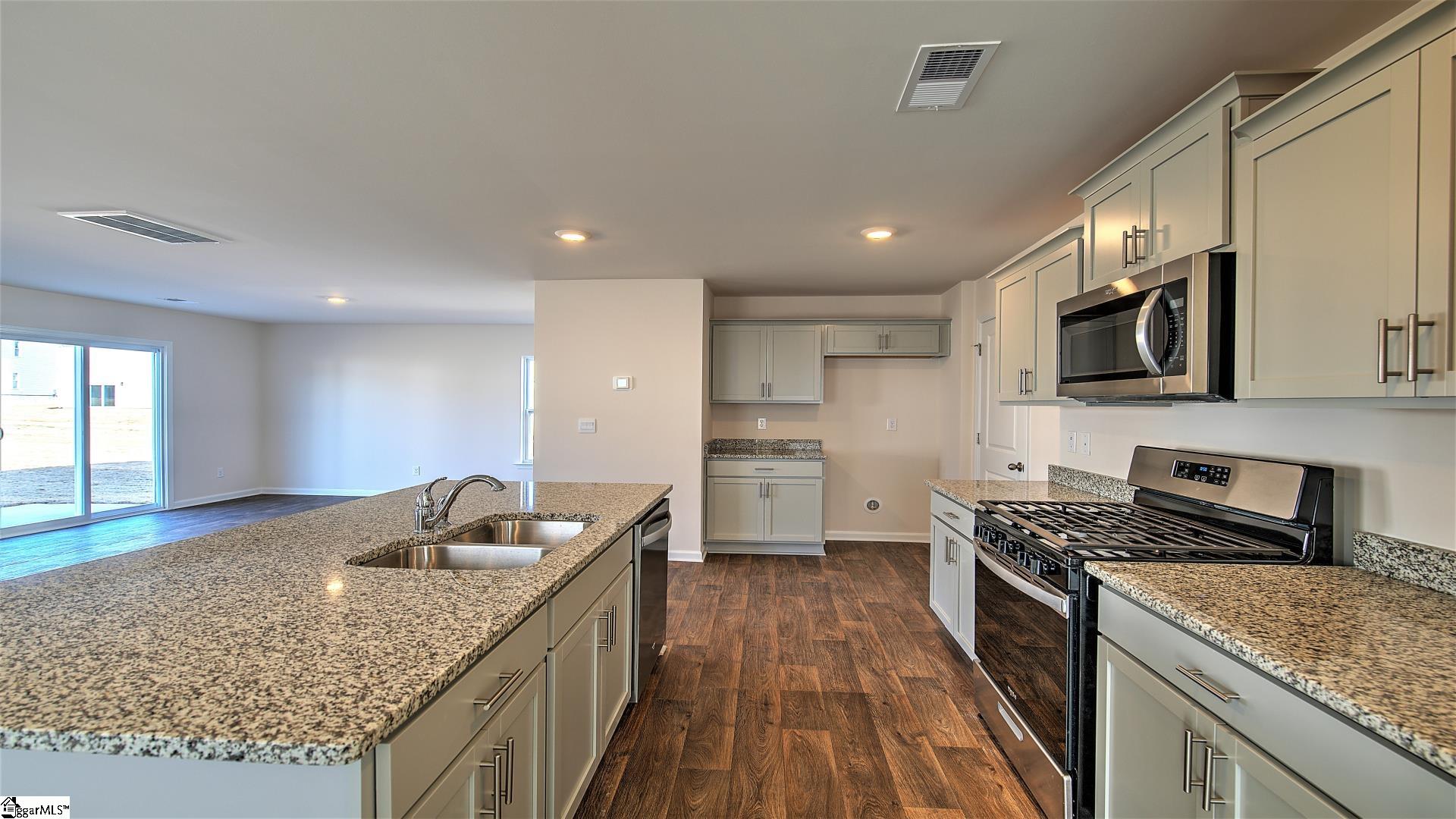 125 Rustic Rdg Drive Easley, SC 29640 - Photo 5 of 27 Gallery Image 5