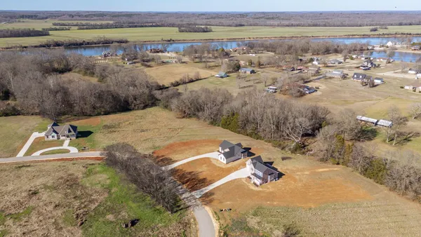$385,900 | 200 Belvedere Circle, Savannah, TN 38372