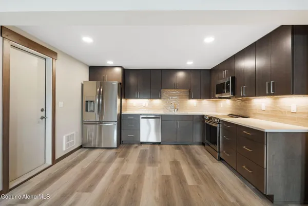 $529,000 | 720 North 3rd Avenue, Unit 9, Sandpoint, ID 83864