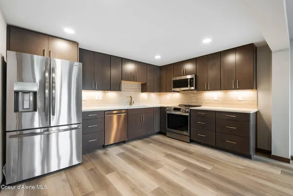 $529,000 | 720 North 3rd Avenue, Unit 9, Sandpoint, ID 83864