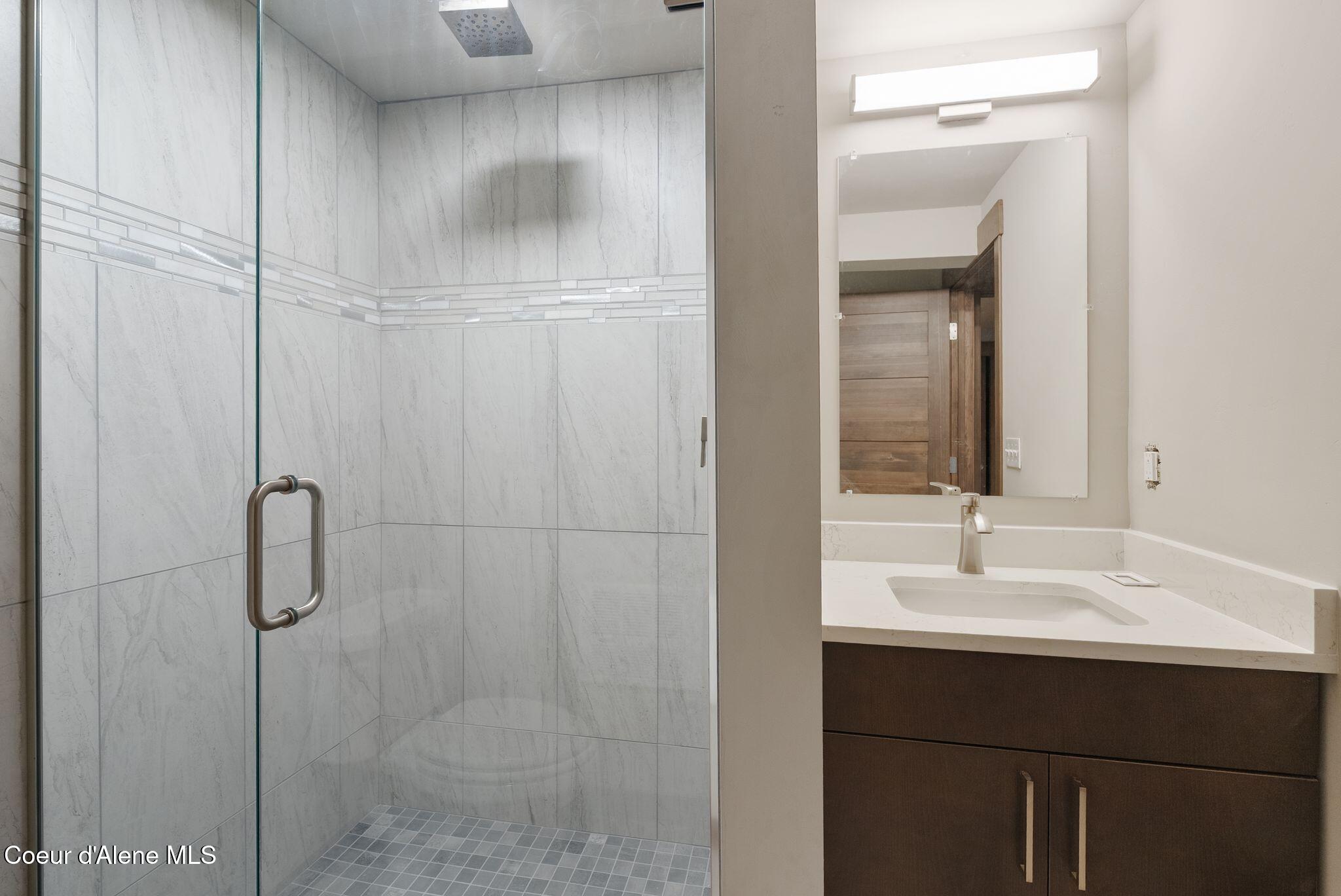 720 North 3rd Avenue, Unit 9 Sandpoint, ID 83864 - Photo 24 of 41 9_DSC09893