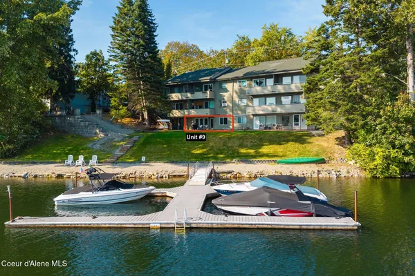$529,000 | 720 North 3rd Avenue, Unit 9, Sandpoint, ID 83864
