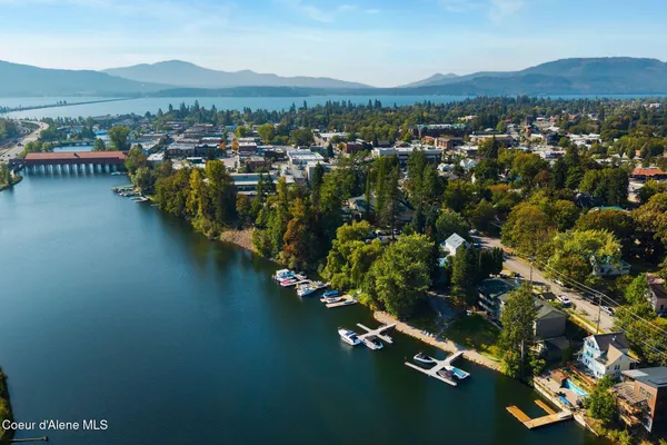 $529,000 | 720 North 3rd Avenue, Unit 9, Sandpoint, ID 83864