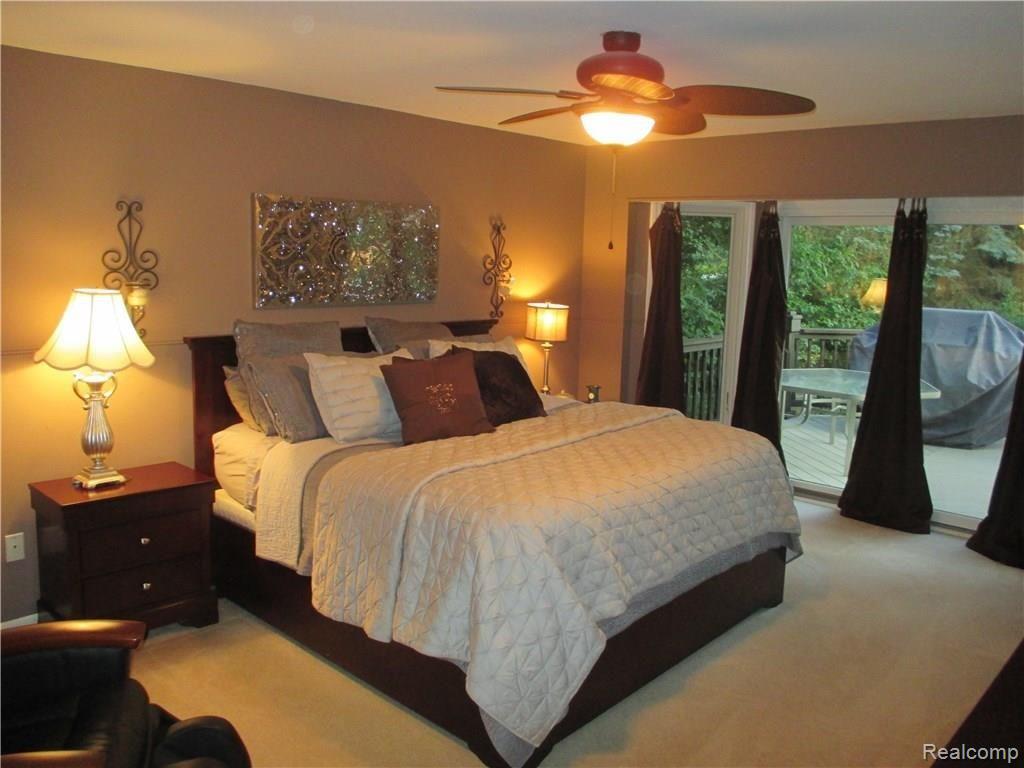 342 Jonathan Drive Rochester Hills, MI 48307 - Photo 10 of 25