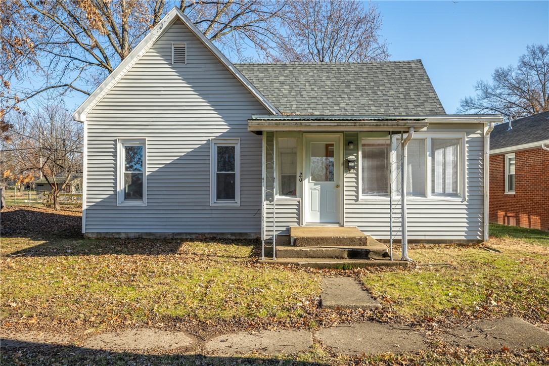 205 North 3rd Street Altamont, IL 62411 - Photo 1 of 25