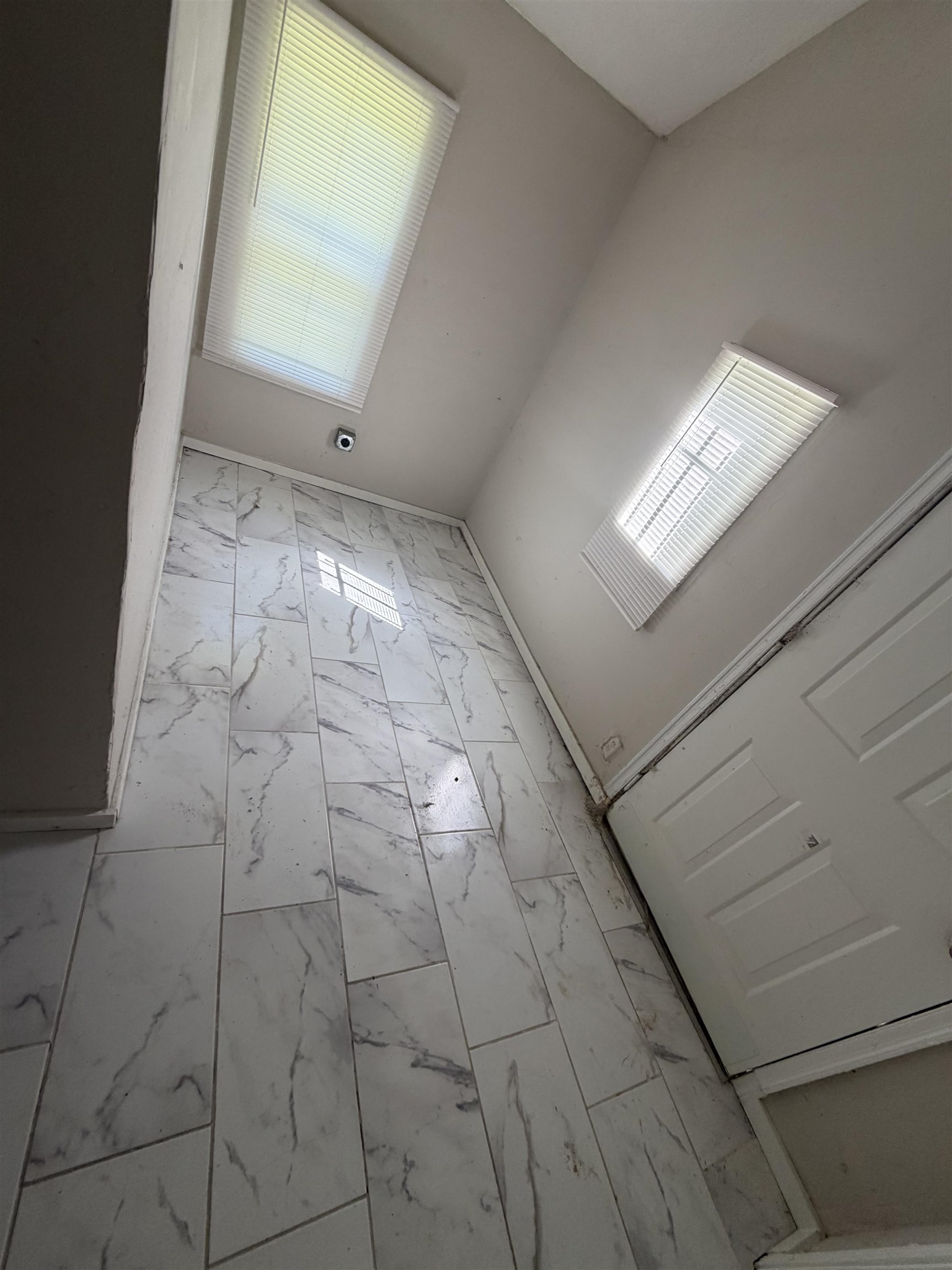 3044 Green Road Memphis, TN 38109 - Photo 7 of 13