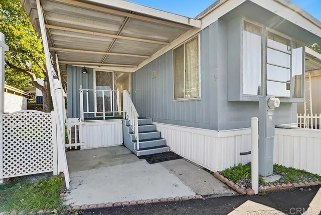 $59,900 | 351 East Bradley Avenue, Unit SPC 19, El Cajon, CA 92021