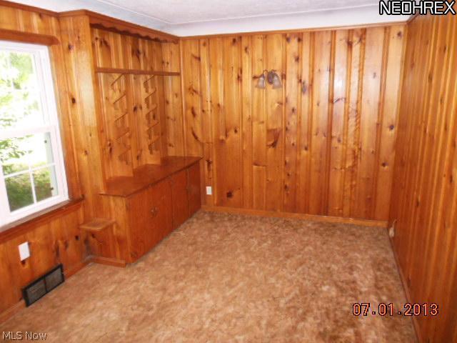 5685 Oberlin Road Amherst, OH 44001 - Photo 7 of 11 Gallery Image 7