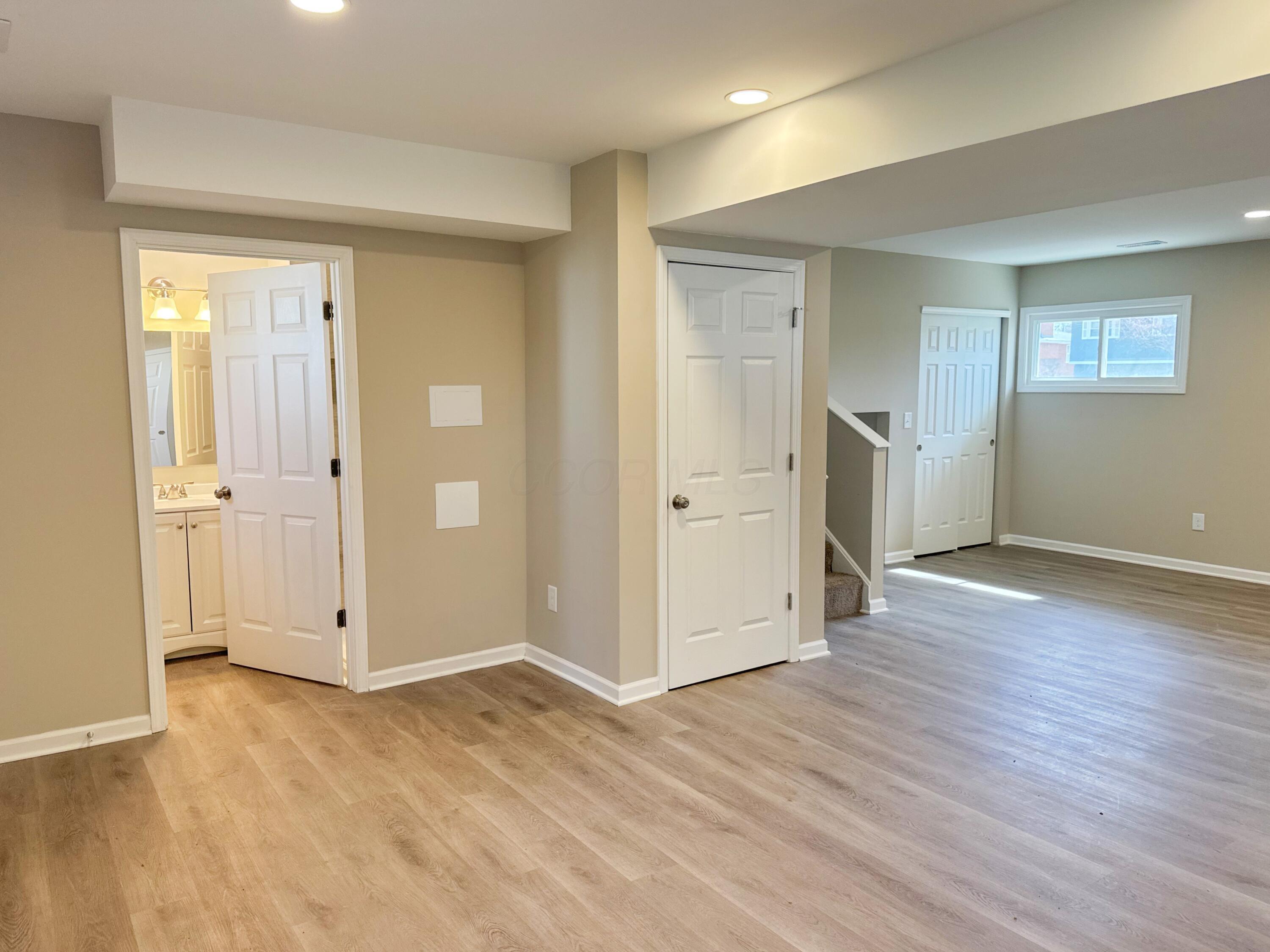 1767 Woodcrest Road Columbus, OH 43232 - Photo 14 of 29 IMG_0861