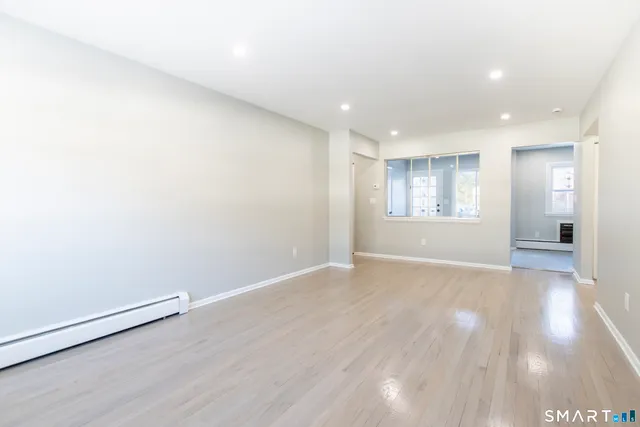 $375,000 | 109 Katona Drive, Unit 18, Fairfield, CT 06824