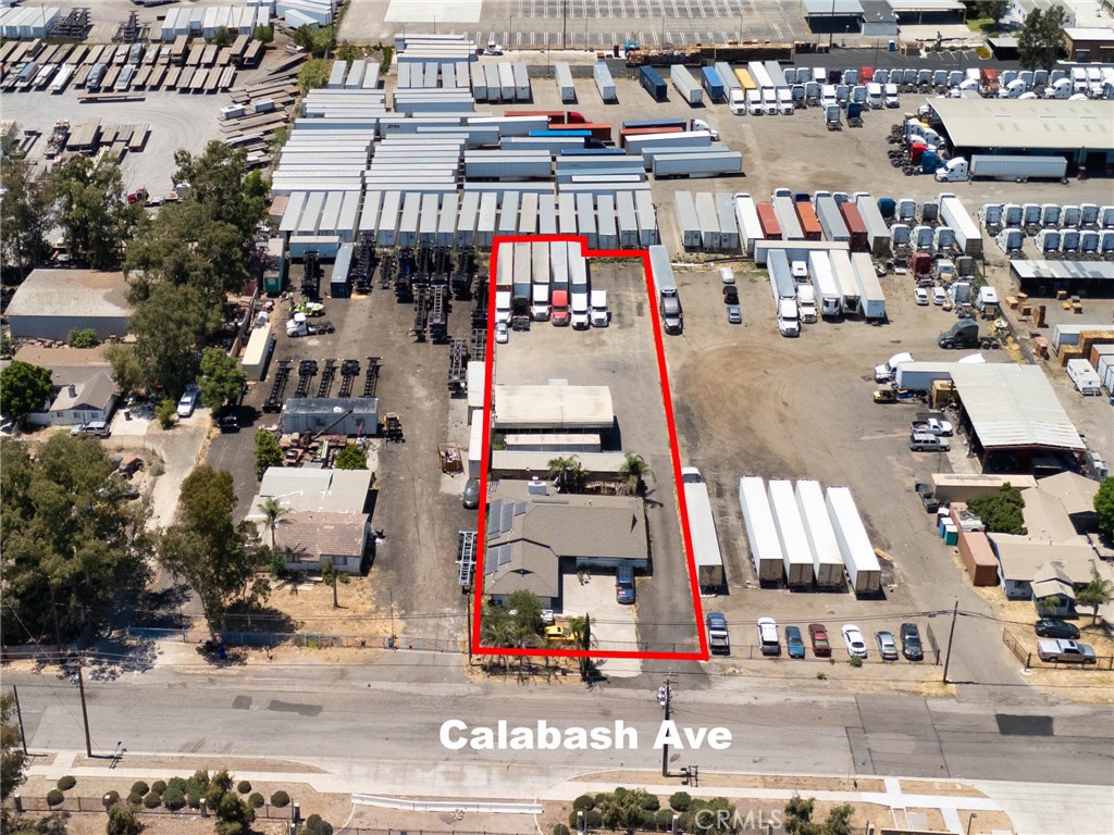 10566 Calabash Avenue Fontana, CA 92337 - Photo 10 of 20 a city view