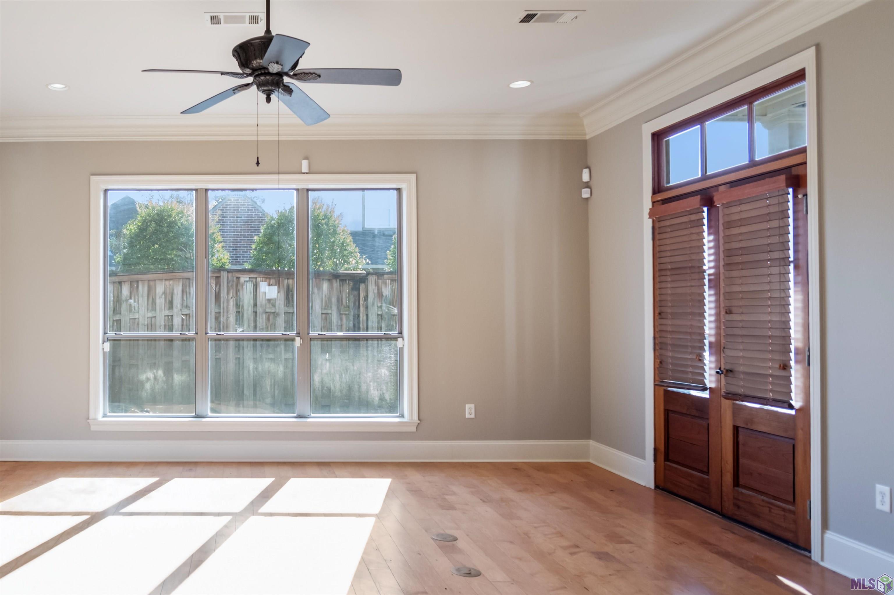 1642 Ruelle De Grace Drive Baton Rouge, LA 70810 - Photo 54 of 57 Living Room – Alternate View