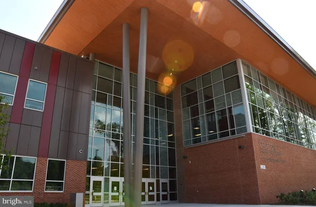 a view of an outdoor space with a street