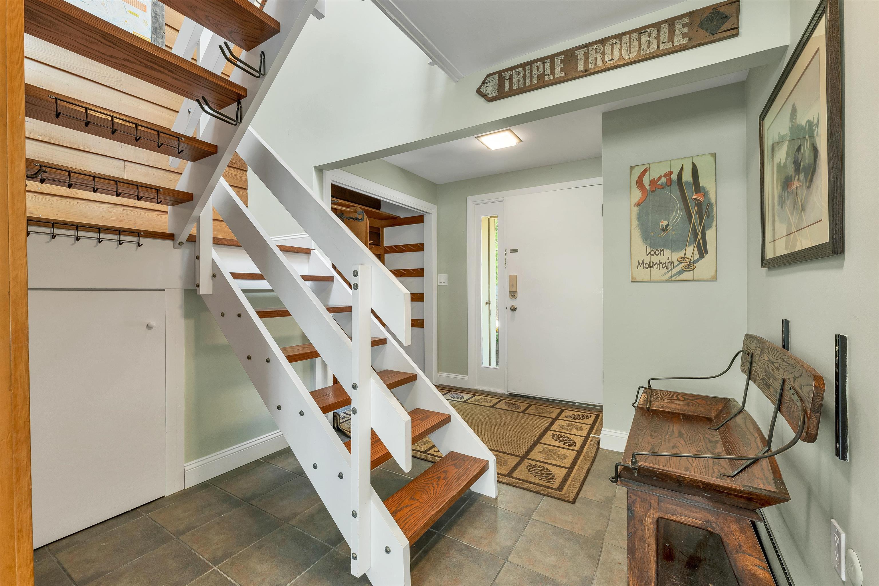 6 Loon Valley Road, Unit 9 Lincoln, NH 03251 - Photo 11 of 48