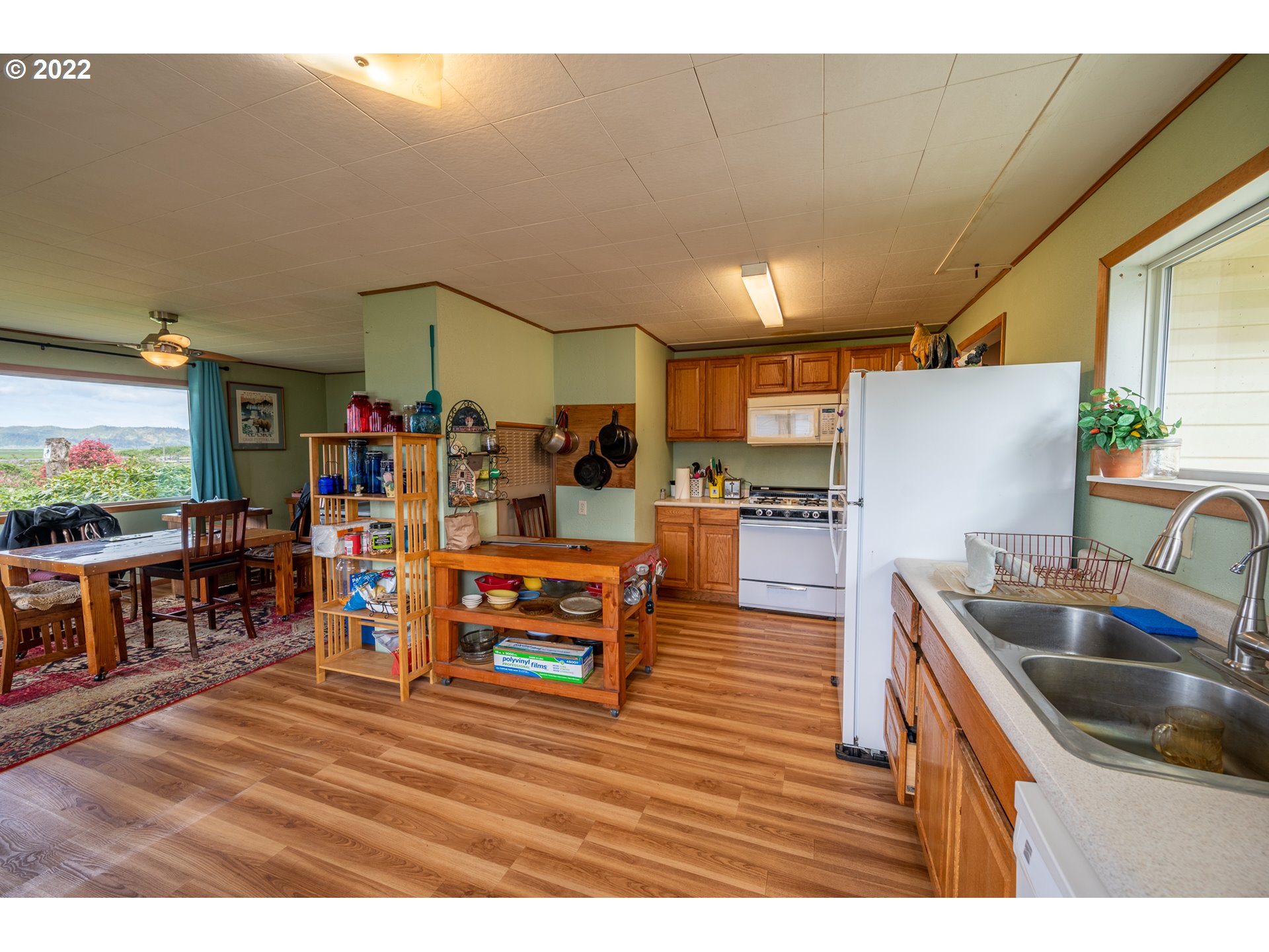 56113 Fishtrap Road Coquille, OR 97423 - Photo 12 of 32 Gallery Image 12
