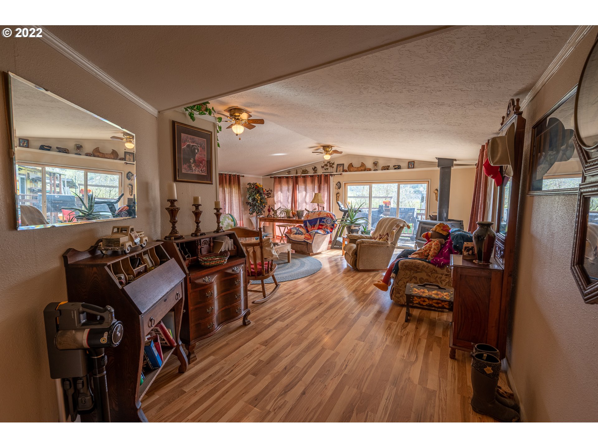 56113 Fishtrap Road Coquille, OR 97423 - Photo 8 of 32 Gallery Image 8