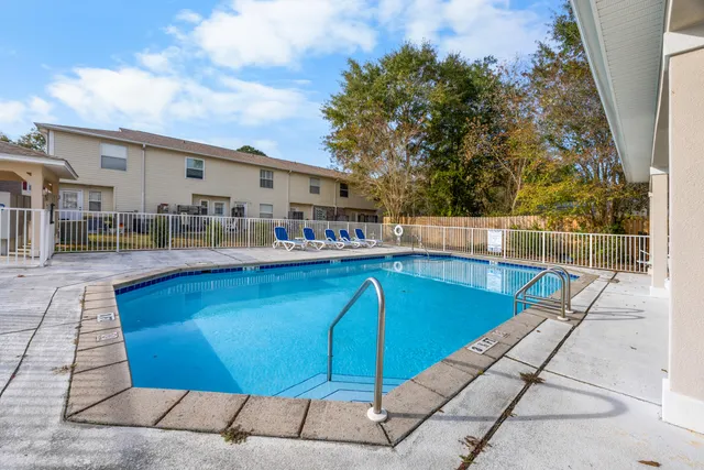 $1,750 | 1806 Shay-Lin Court, Unit 1806, Niceville, FL 32578