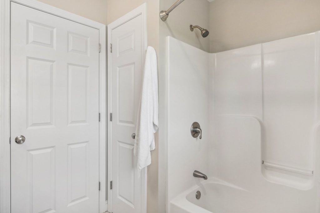 52 Cart Path Road Dracut, MA 01826 - Photo 27 of 42 Gallery Image 27
