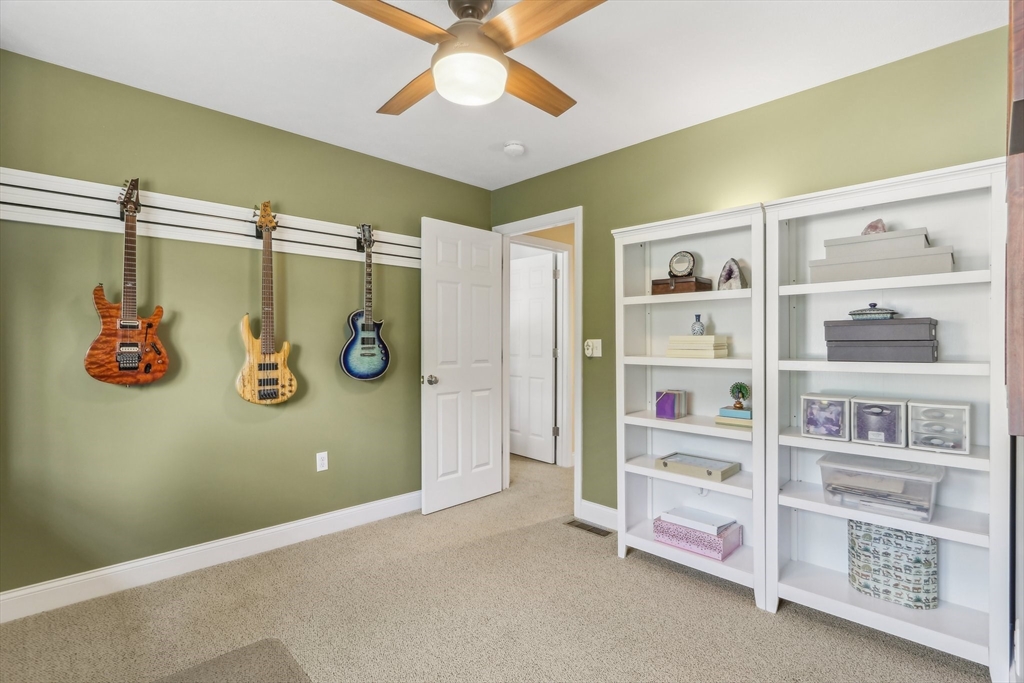 52 Cart Path Road Dracut, MA 01826 - Photo 33 of 42 Gallery Image 33