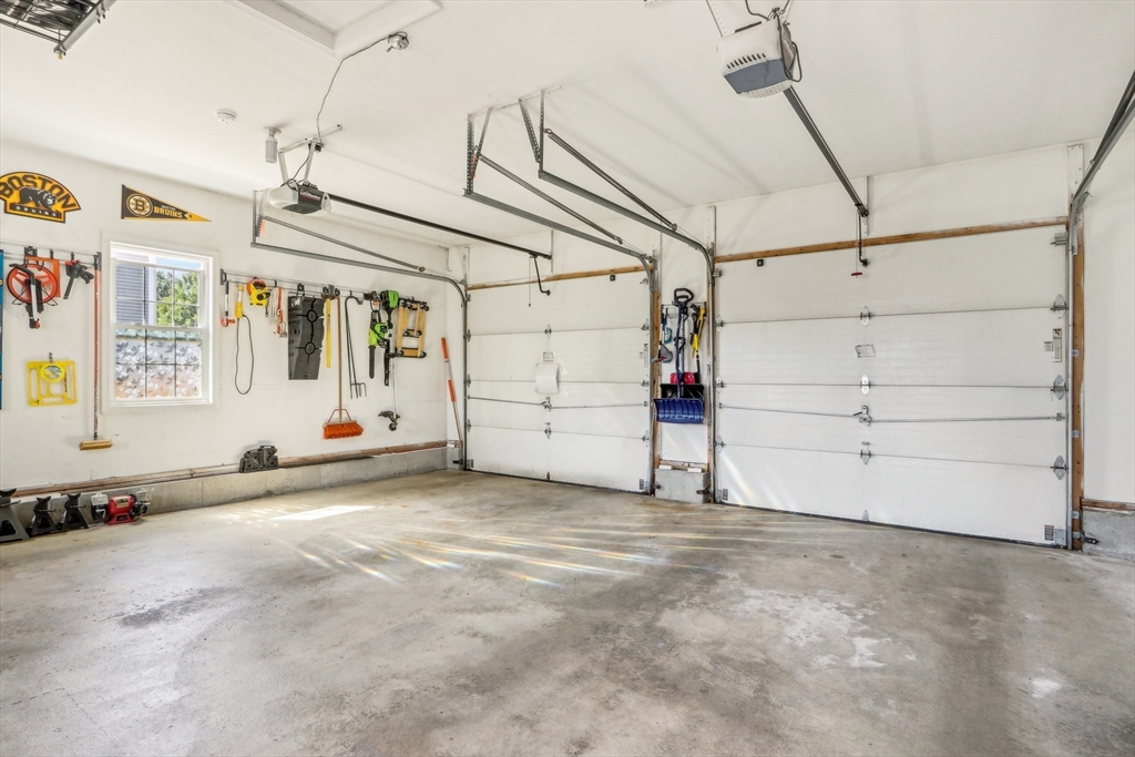 52 Cart Path Road Dracut, MA 01826 - Photo 36 of 42 Gallery Image 36