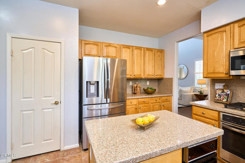 415 Caliente Way Oxnard, CA 93036 - Photo 11 of 23 Gallery Image 11