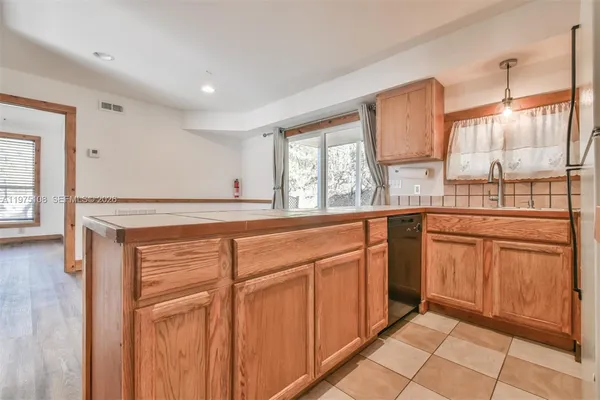 $1,980 | 1216 Bugscuffle Road, Hiawassee, GA 30546