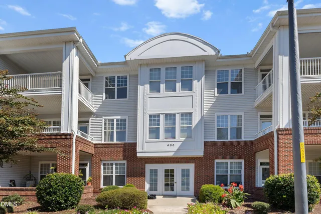 $290,000 | 427 Eyam Hall Lane, Apex, NC 27502