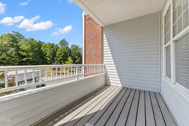 $290,000 | 427 Eyam Hall Lane, Apex, NC 27502