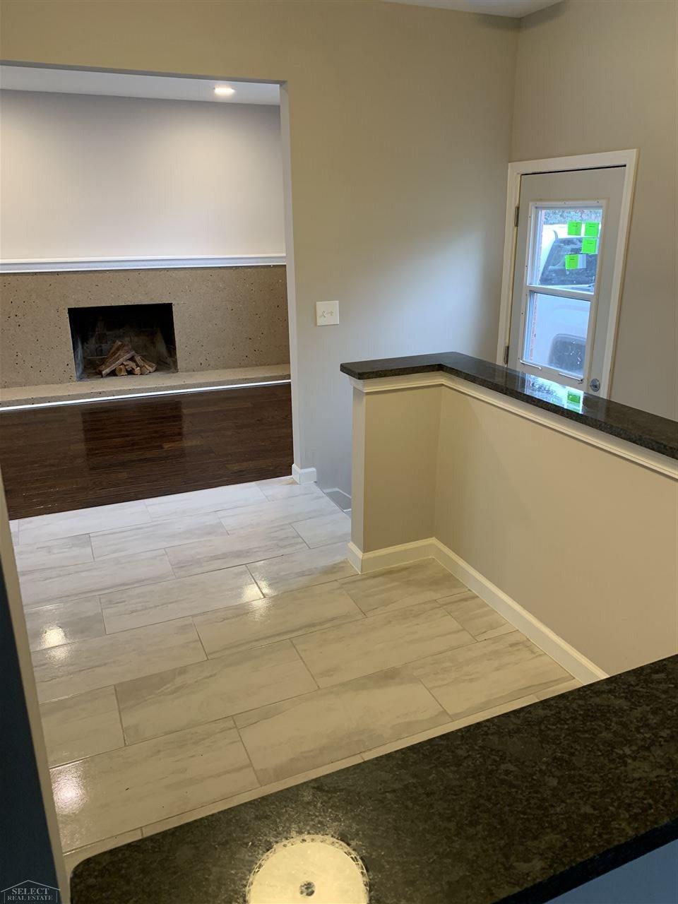30209 Hayes Road Warren, MI 48088 - Photo 11 of 32 50001209-10.JPG