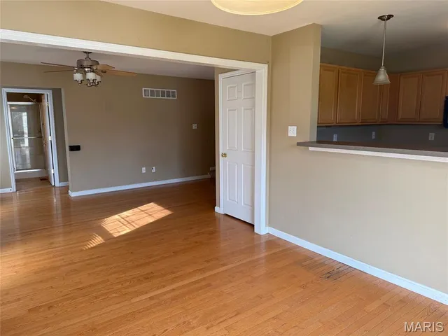 $1,950 | 213 Countryshire Drive, Lake St. Louis, MO 63367