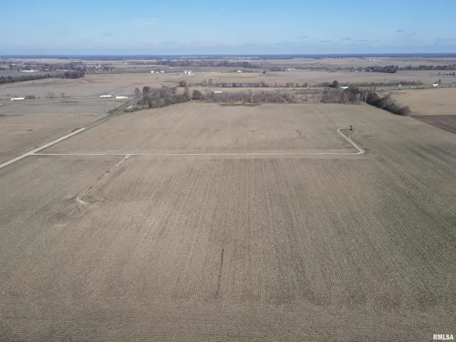 a view of a walk in closet