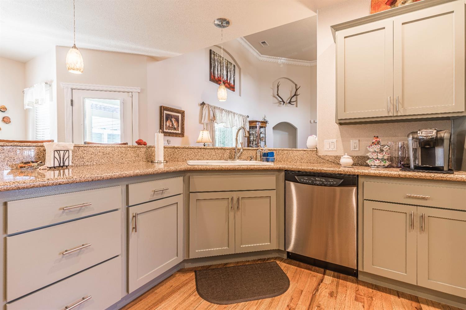 1068 Pumpkin Ridge Eagle Point, OR 97524 - Photo 11 of 33 Additional Photo