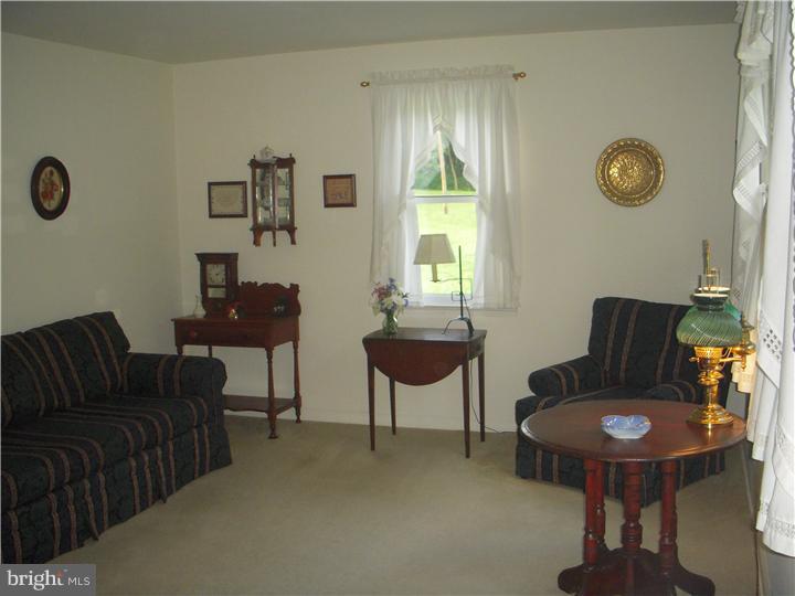 212 Pemberton Road Kennett Square, PA 19348 - Photo 3 of 11 Living Room