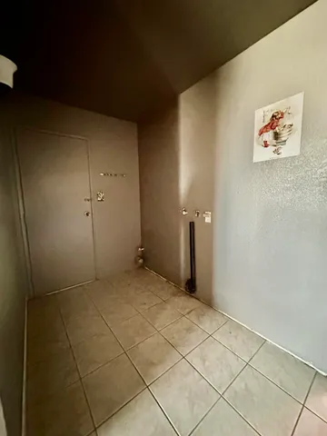 $219,999 | 610 East Chanslor Way, Blythe, CA 92225