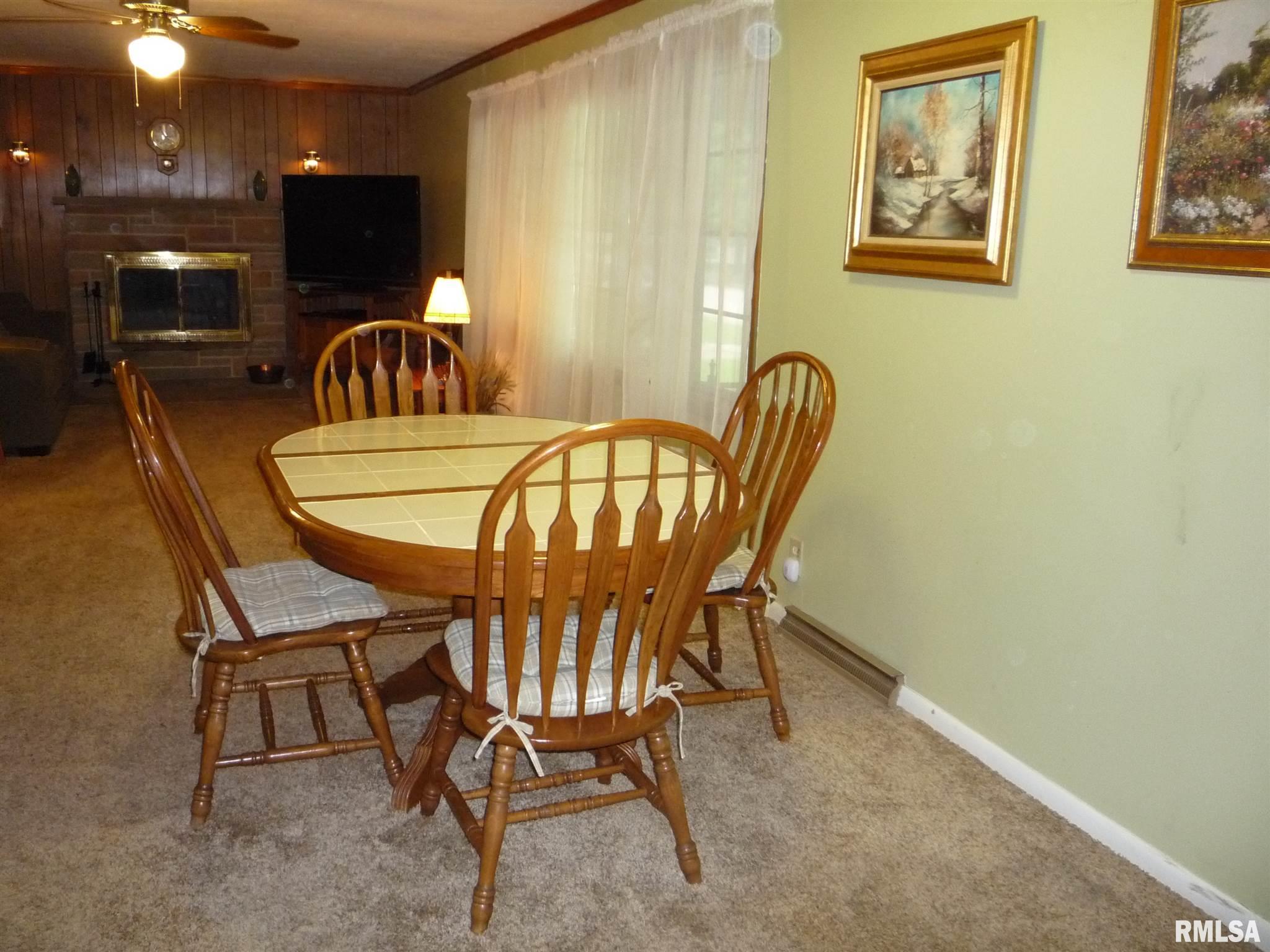 1528 West Glenn Avenue Springfield, IL 62704 - Photo 4 of 24