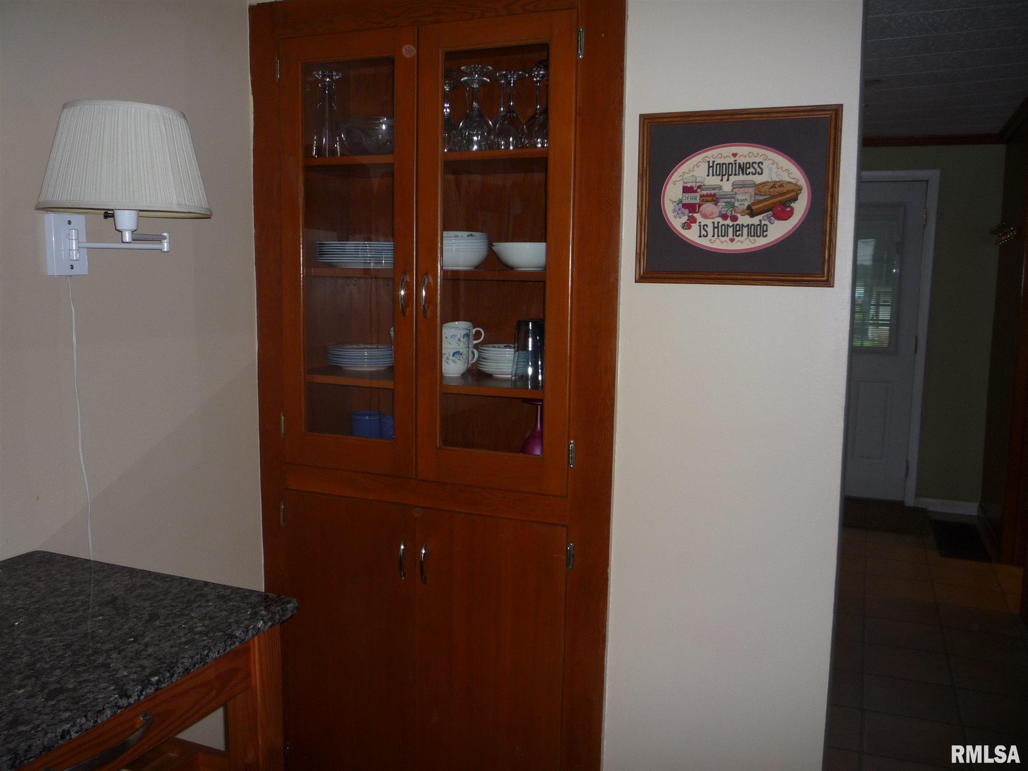 1528 West Glenn Avenue Springfield, IL 62704 - Photo 9 of 24