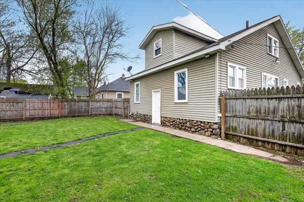 $197,900 | 105 Summer Street, Battle Creek, MI 49015