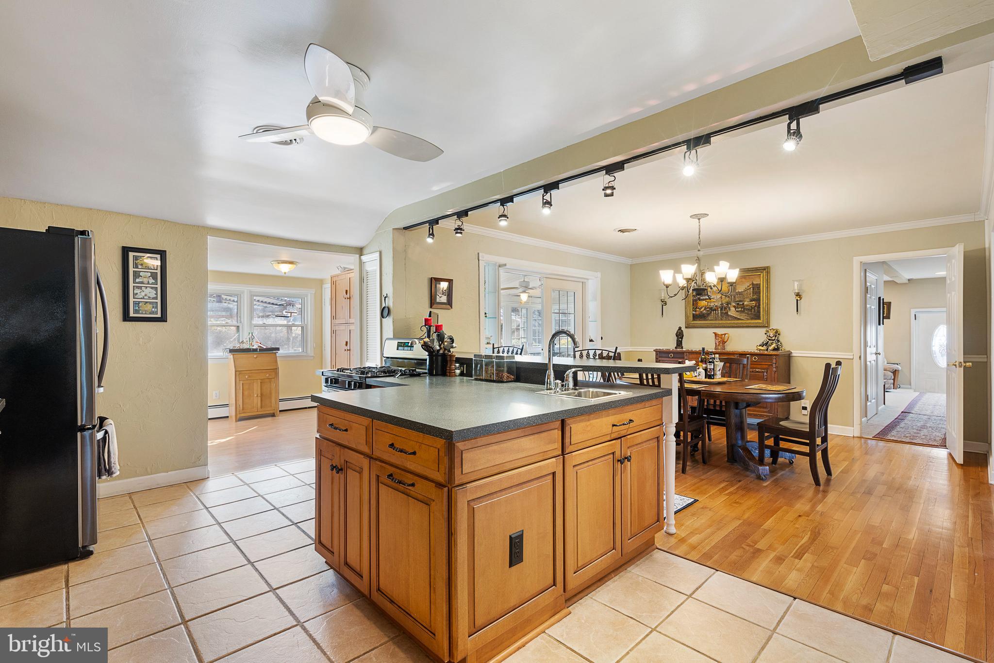 1909 Pot Spring Road Lutherville-Timonium, MD 21093 - Photo 12 of 60 Kitchen,dining & laundry or can be breakfast room