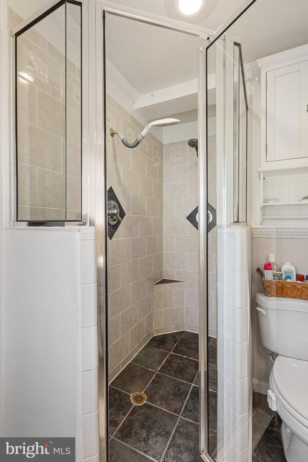 1909 Pot Spring Road Lutherville-Timonium, MD 21093 - Photo 27 of 60 Primary bath