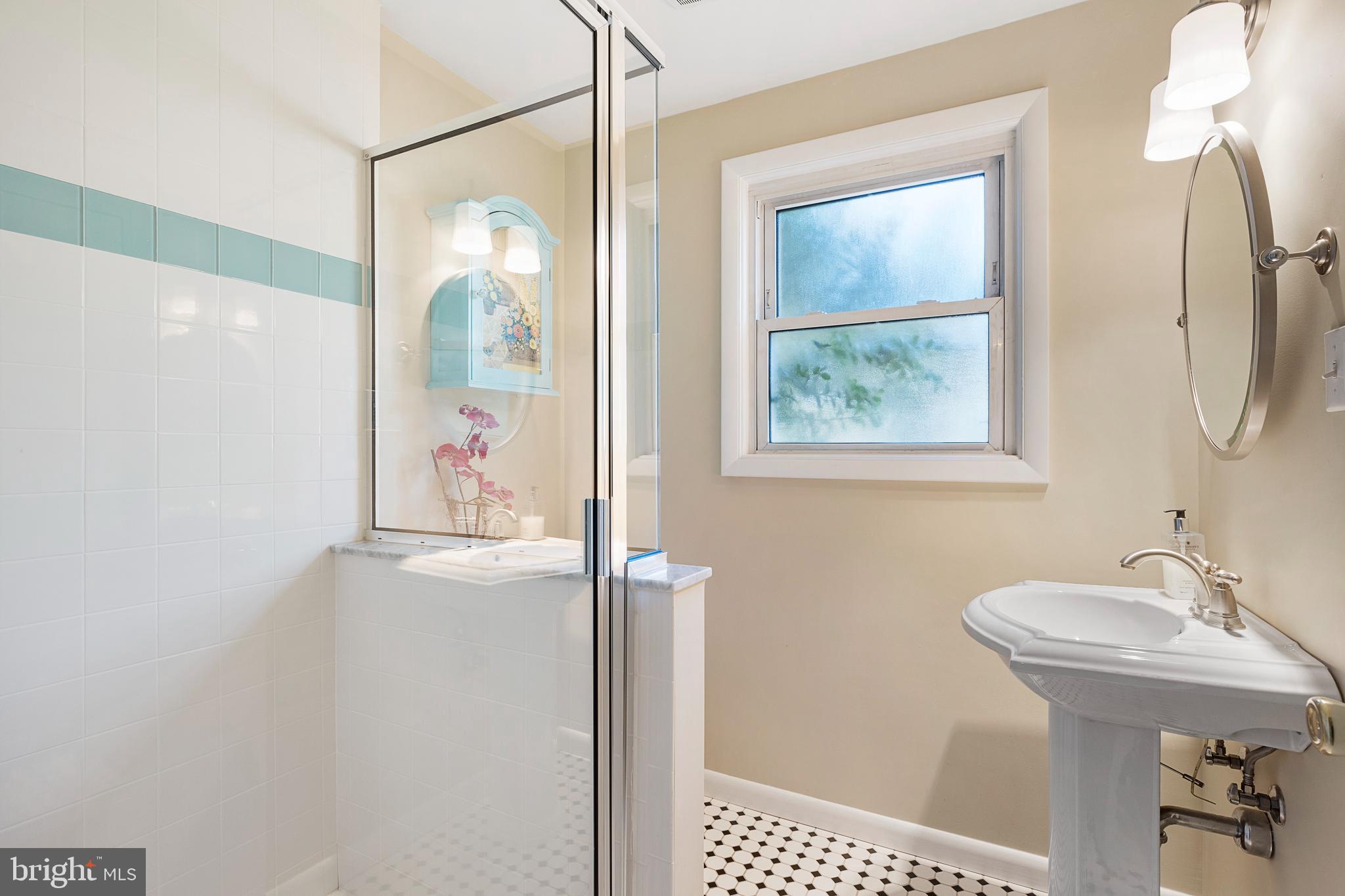 1909 Pot Spring Road Lutherville-Timonium, MD 21093 - Photo 41 of 60 Full bathroom off bedroom #4