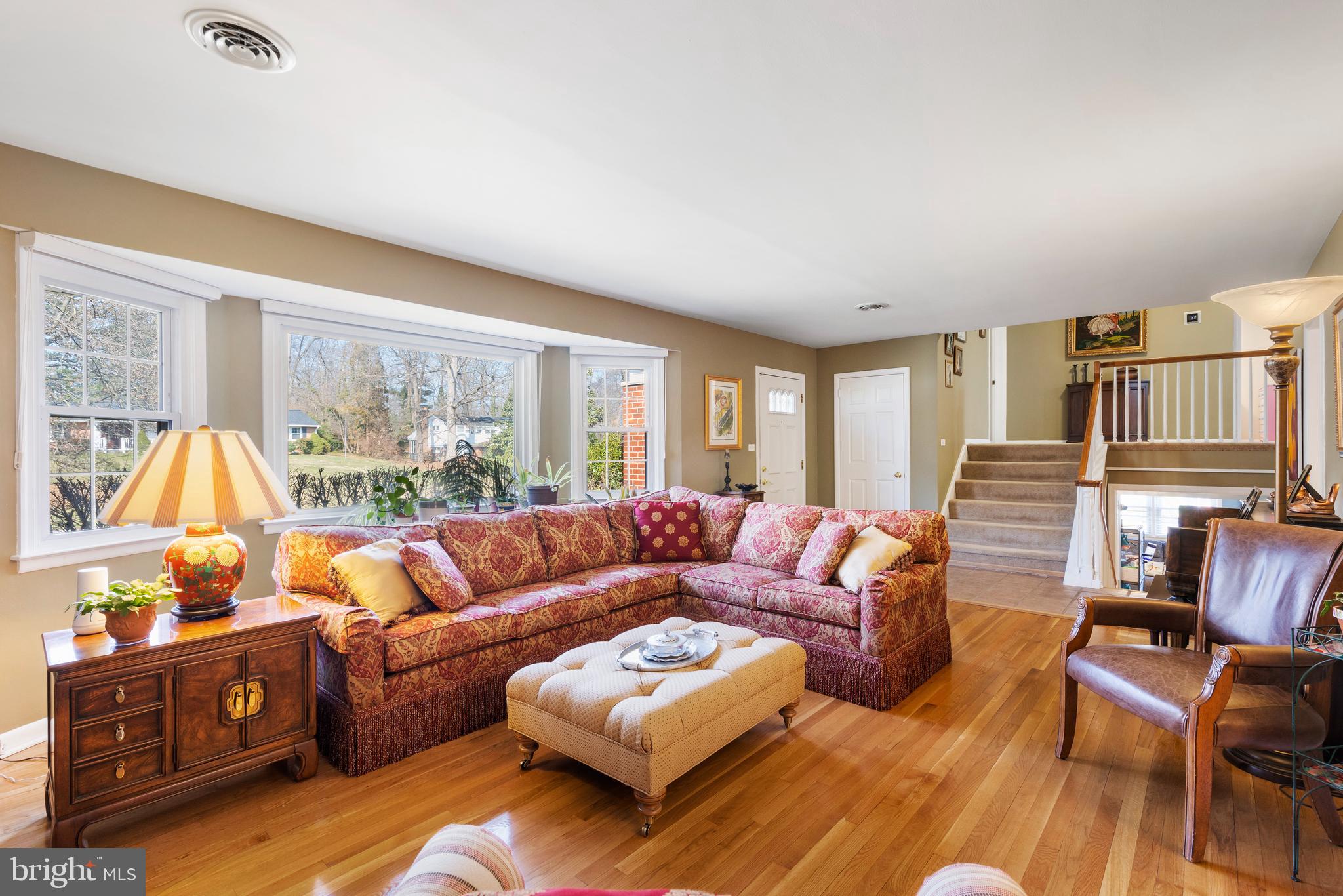 1909 Pot Spring Road Lutherville-Timonium, MD 21093 - Photo 6 of 60 Living room