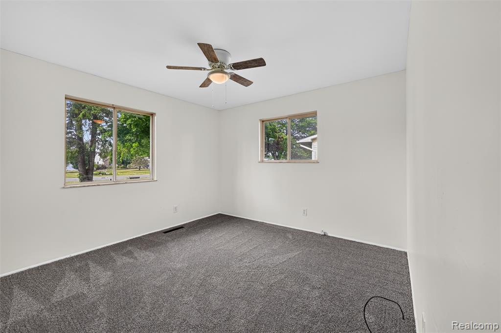 5457 Reid Road Swartz Creek, MI 48473 - Photo 29 of 51 Gallery Image 29