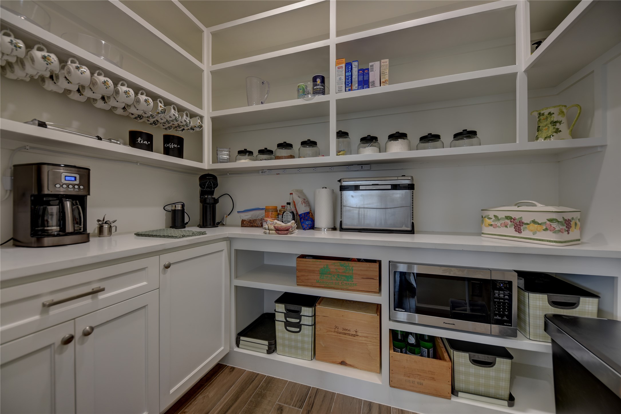 2055 Randle Hill Road Brenham, TX 77833 - Photo 14 of 23 a kitchen with a stove and cabinets