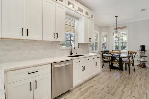 $879,000 | 138 Newcastle Drive, Jupiter, FL 33458