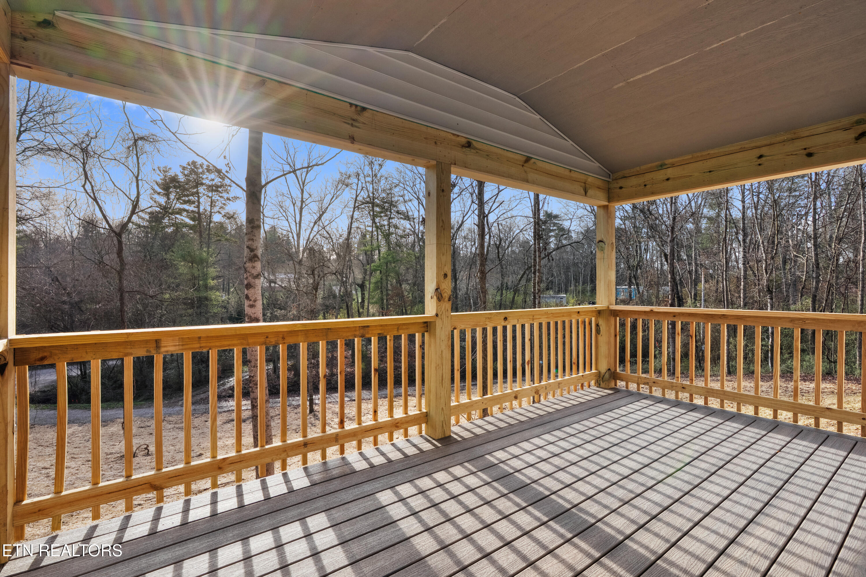 103 Baker Road Rockwood, TN 37854 - Photo 5 of 24 DSC02575